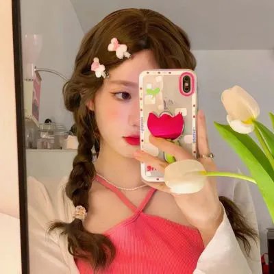 怪笑少女